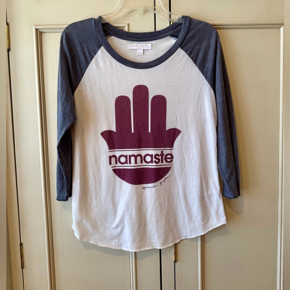 Spiritual Gangster Namaste Long sleeve top. Size Medium.🦋🦋